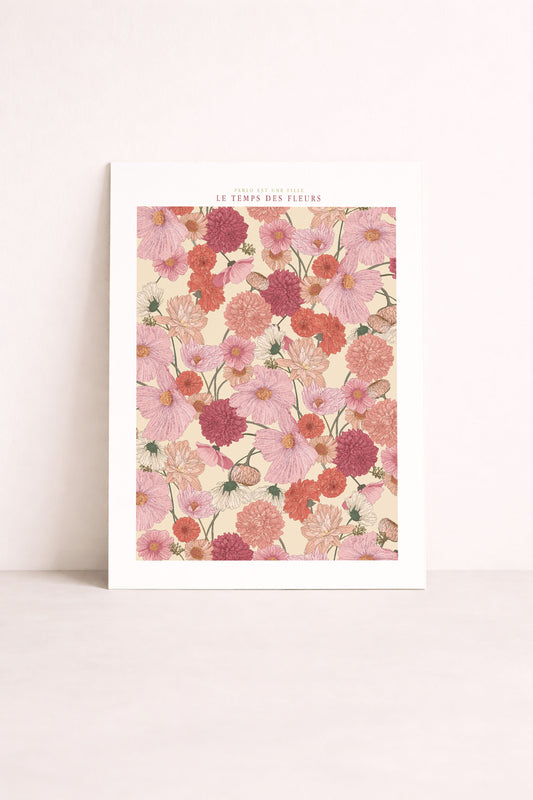 Affiche Le Temps des Fleurs 30x40cm – motif floral dense roses et corail – Pablo est une fille
