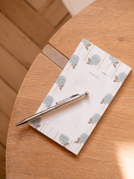 Bloc-notes hortensias et rayures bleues