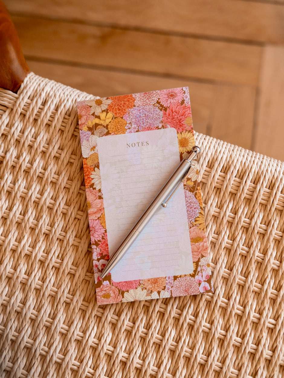 Bloc-notes illustré vintage floral – Dans le salon de Mamie | Pablo est une fille
