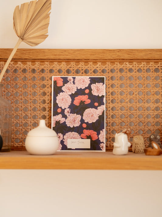 Carte postale Pivoines roses fond bleu