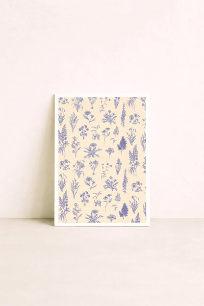 Affiche illustrée d'une motif herbier, bleu sur fond beige