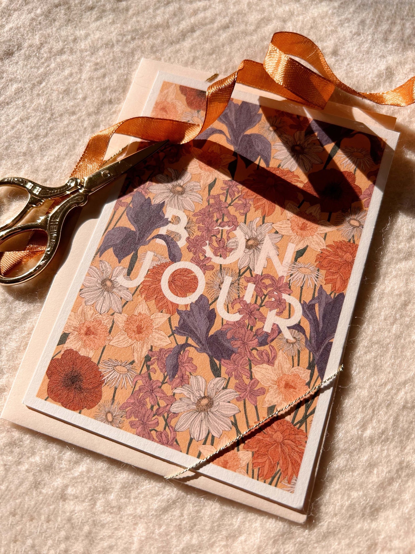 Jolie carte florale bonjour, teintes chaudes