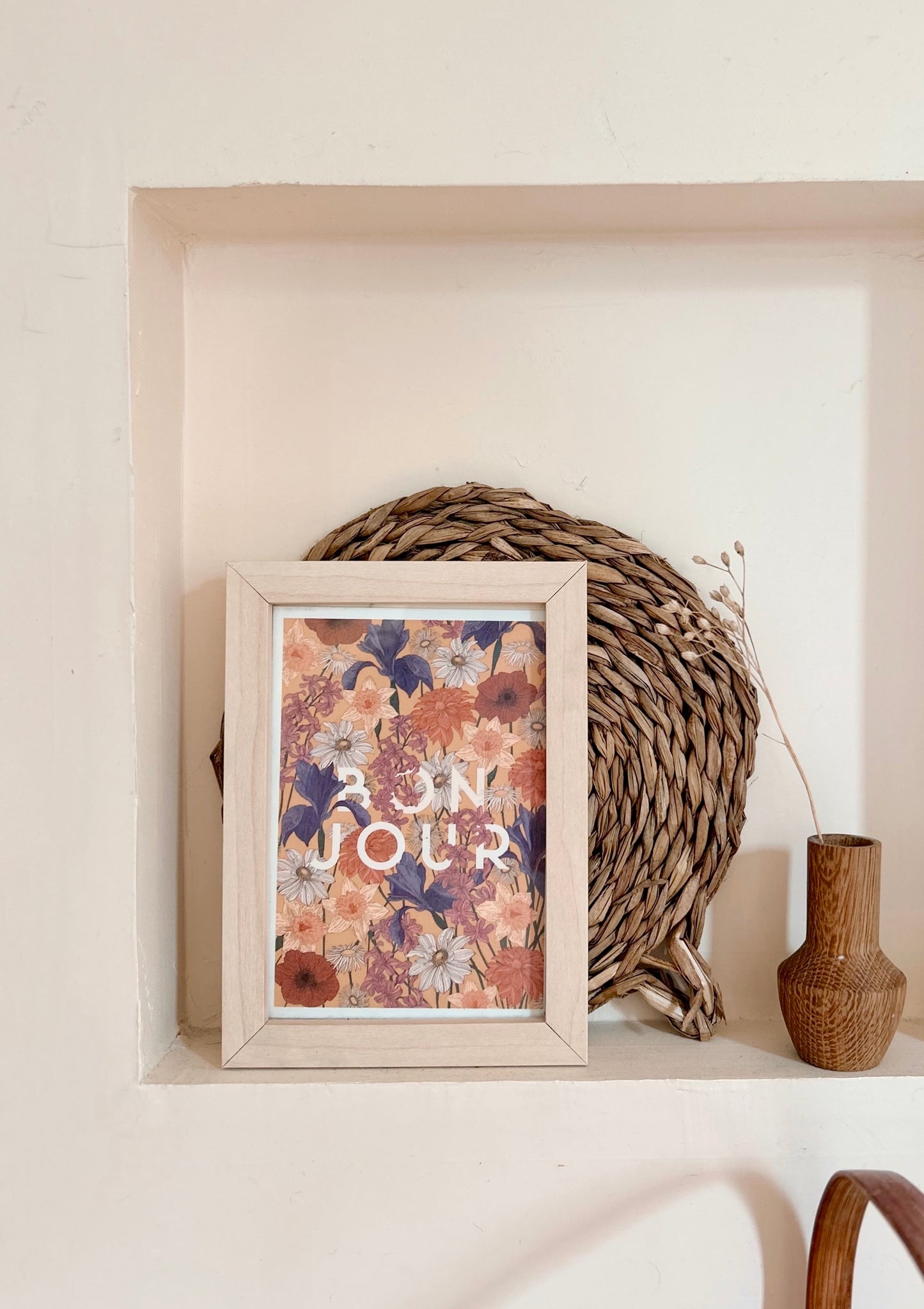Décoration murale avec la carte florale bonjour