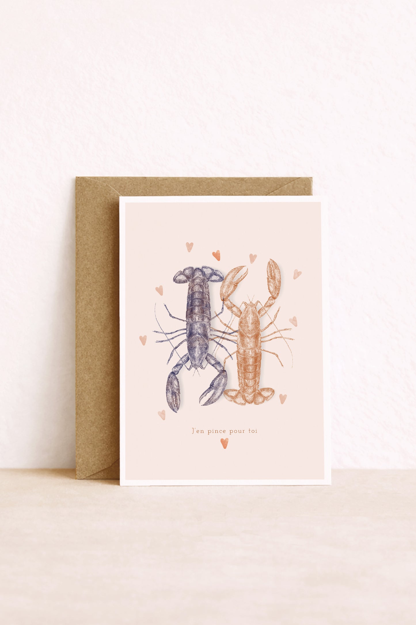 Carte postale illustrée de homards amoureux. J'en pince pour toi
